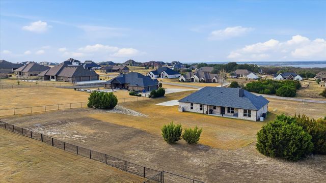 204 Martin Drive, Granbury, TX 76049