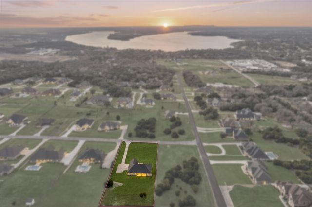 204 Martin Drive, Granbury, TX 76049