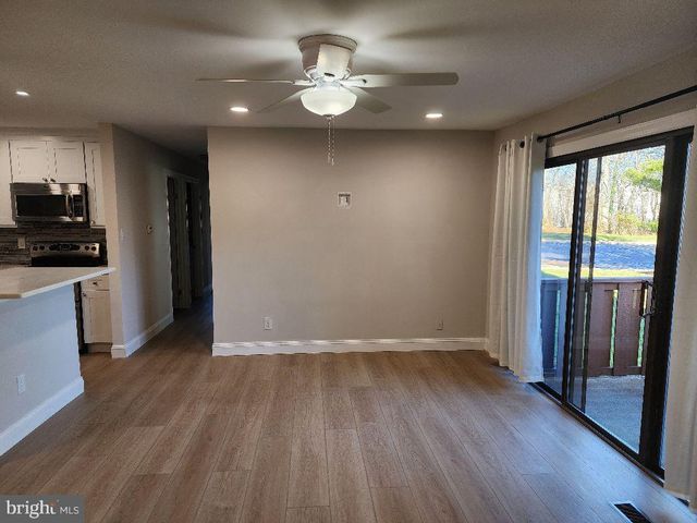 307 WOODHOLLOW DR, Marlton, NJ 08053