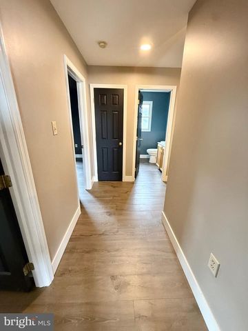 530 WYATT DR, Blandon, PA 19510