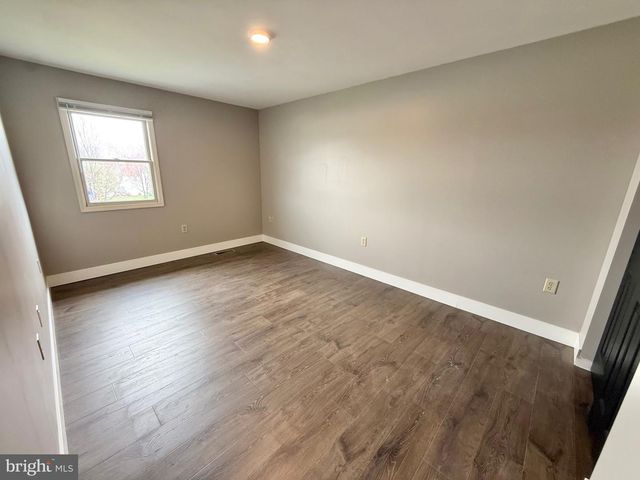 530 WYATT DR, Blandon, PA 19510