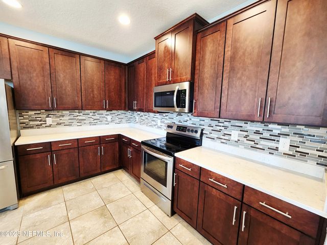 99 BUSH Place, St. Johns, FL 32259