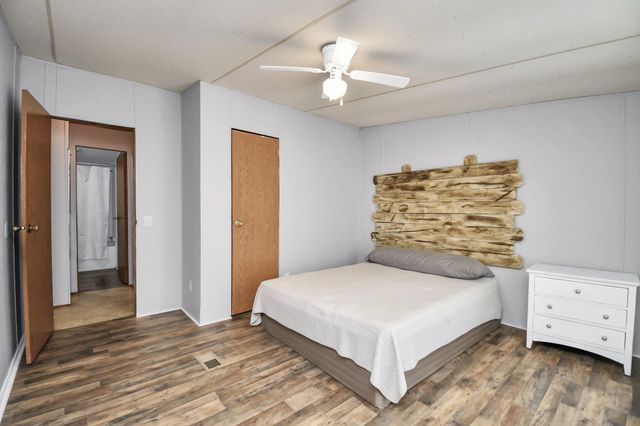50 Private Road 2055 Road, Hull, TX 77564