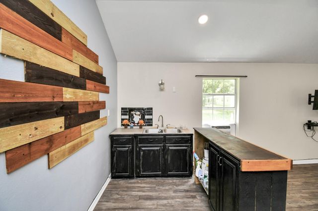 50 Private Road 2055 Road, Hull, TX 77564