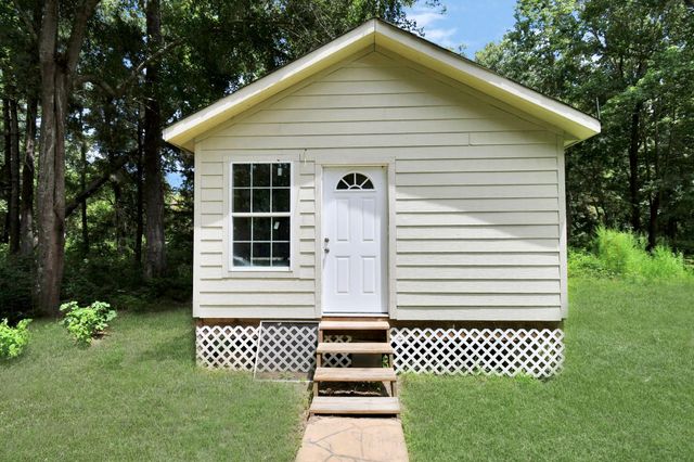 50 Private Road 2055 Road, Hull, TX 77564