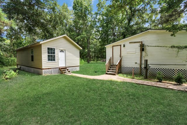 50 Private Road 2055 Road, Hull, TX 77564