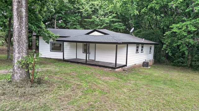 5595 S 4405 Road, Locust Grove, OK 74352