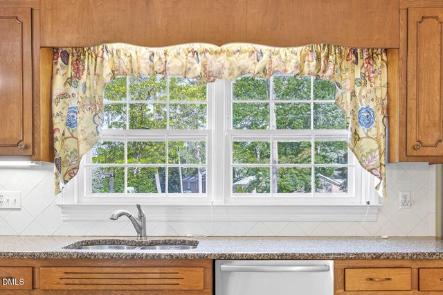 3007 Charwood Place, Raleigh, NC 27612