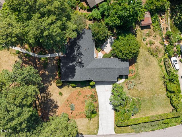 3007 Charwood Place, Raleigh, NC 27612