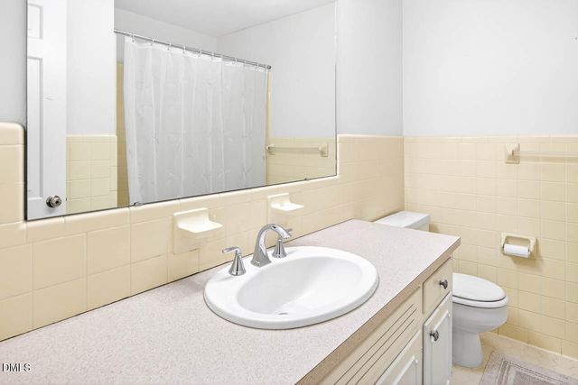 3007 Charwood Place, Raleigh, NC 27612