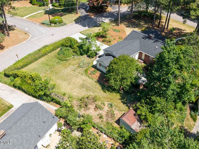 3007 Charwood Place, Raleigh, NC 27612