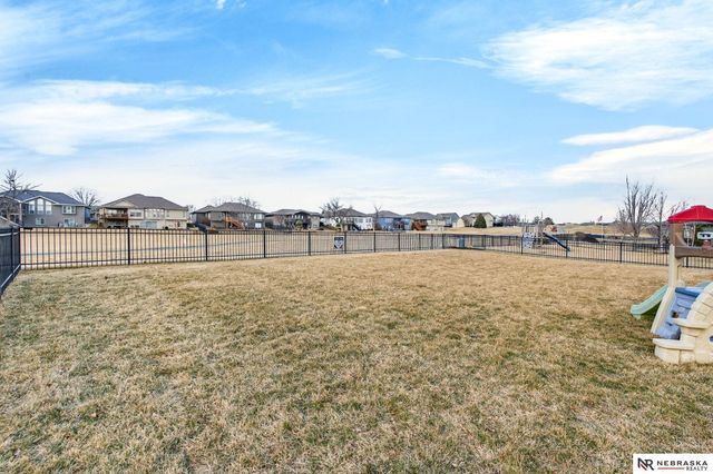 6418 N 163rd Street, Omaha, NE 68116