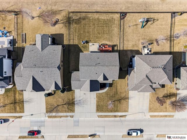 6418 N 163rd Street, Omaha, NE 68116