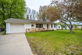 3104 E Apple Avenue, Muskegon Twp, MI 49442