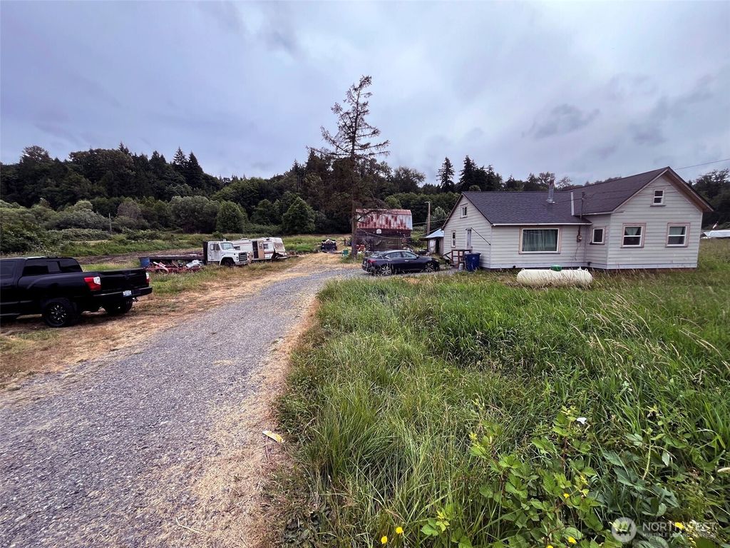 15703 67th Avenue NE, Arlington, WA 98223