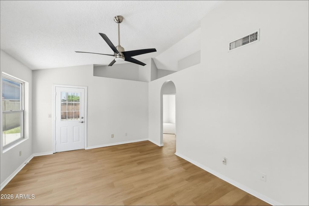 7619 W IRONWOOD Drive, Peoria, AZ 85345 — photo 2