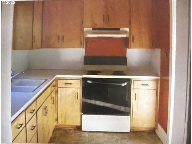 835 ANDERSON Ln, Springfield, OR 97477