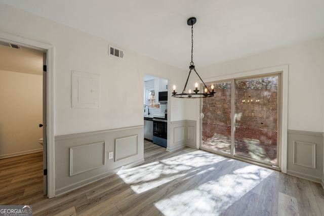 2386 Lawrenceville Highway, Decatur, GA 30033