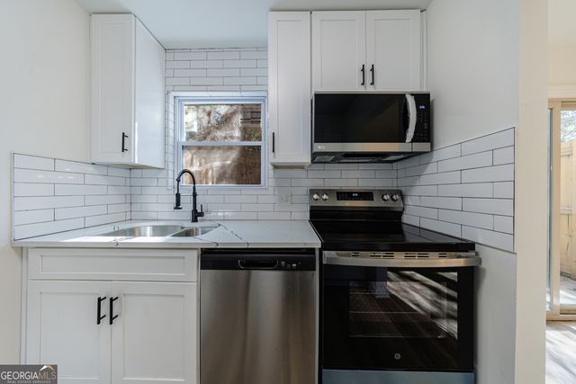 2386 Lawrenceville Highway, Decatur, GA 30033