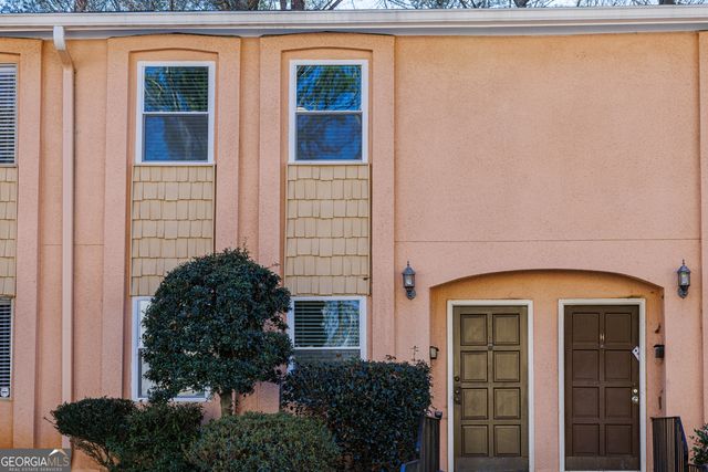 2386 Lawrenceville Highway, Decatur, GA 30033