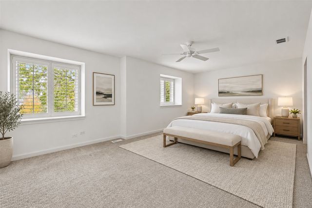 1440 Concorde Circle, Highland Park, IL 60035