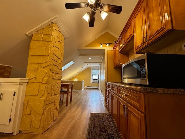 8 Hersey St. 3, Salem, MA 01970