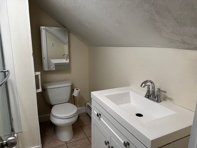 8 Hersey St. 3, Salem, MA 01970