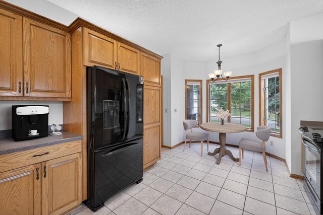 2032 Fox Valley Drive SW, Rochester, MN 55902