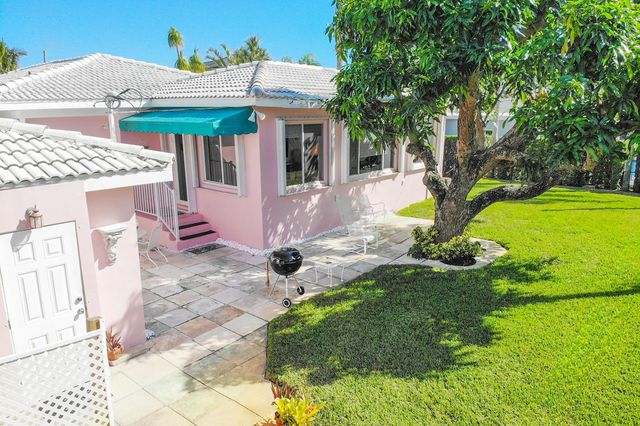 3216 Karen Drive, Delray Beach, FL 33483