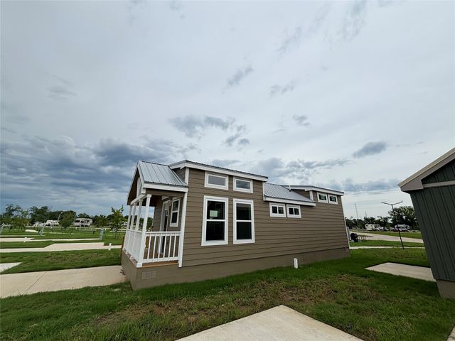 19183 E US 175 Highway 121, Mabank, TX 75147