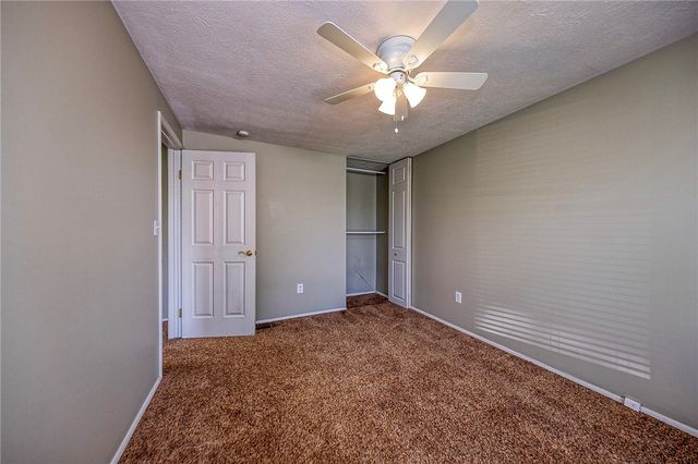 421 Rampart Blvd, Plum Boro, PA 15068