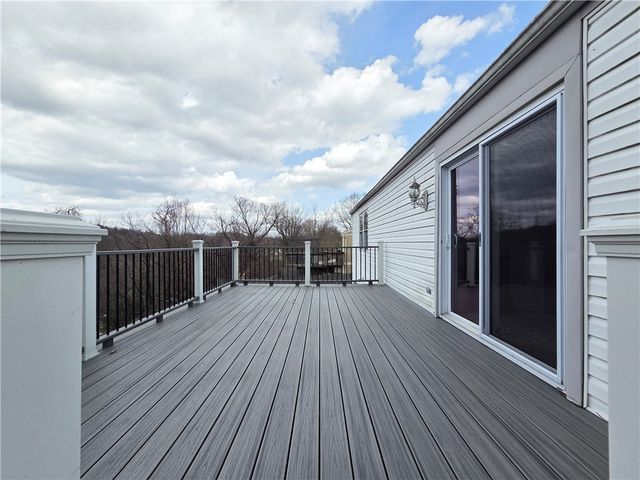 421 Rampart Blvd, Plum Boro, PA 15068