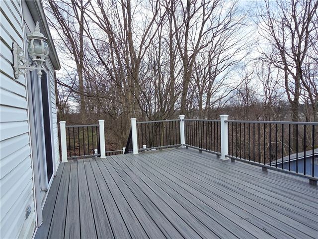 421 Rampart Blvd, Plum Boro, PA 15068