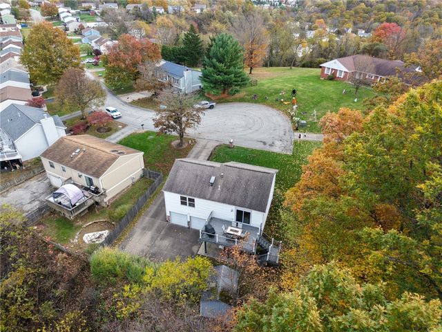 421 Rampart Blvd, Plum Boro, PA 15068