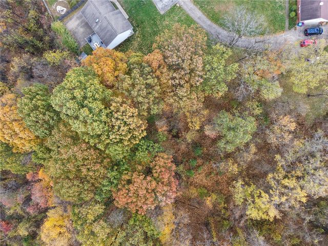 421 Rampart Blvd, Plum Boro, PA 15068