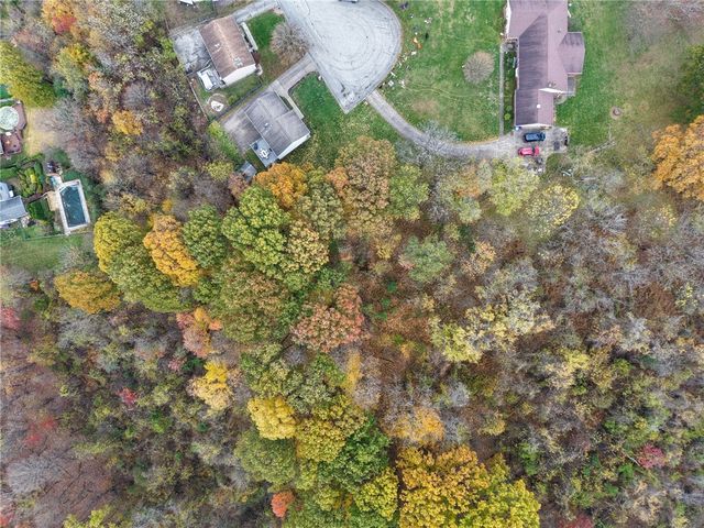 421 Rampart Blvd, Plum Boro, PA 15068