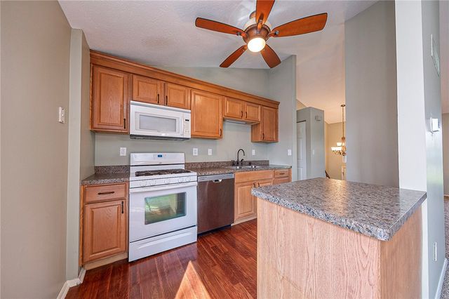 421 Rampart Blvd, Plum Boro, PA 15068