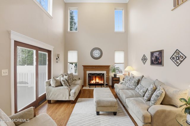 16 Diamond Lane, Howell, NJ 07731