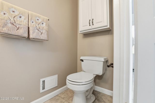 16 Diamond Lane, Howell, NJ 07731