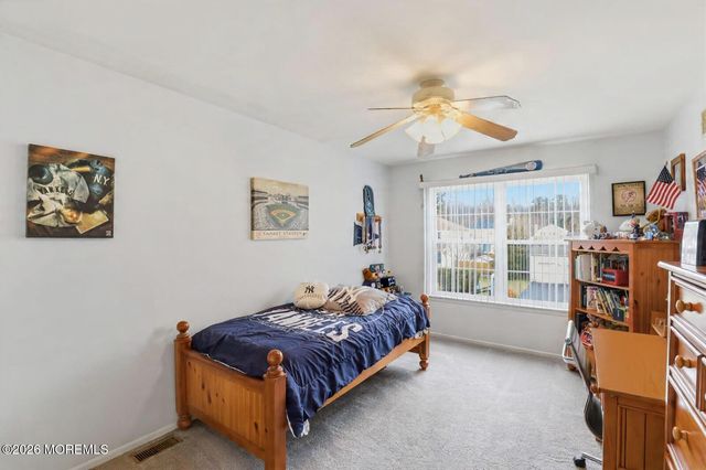 16 Diamond Lane, Howell, NJ 07731