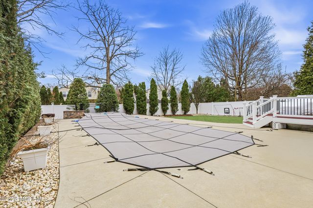 16 Diamond Lane, Howell, NJ 07731