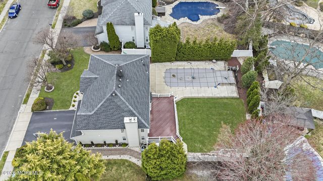 16 Diamond Lane, Howell, NJ 07731