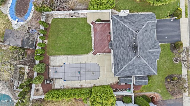 16 Diamond Lane, Howell, NJ 07731