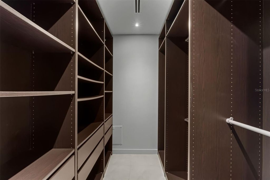 Image 16 of property listing at Atlantis 404 AVENIDA DE LA CONSTITUCIÓN 507, San Juan, PR 00901