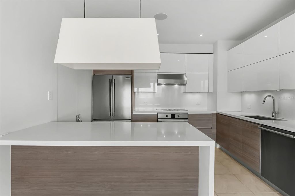 Image 5 of property listing at Atlantis 404 AVENIDA DE LA CONSTITUCIÓN 507, San Juan, PR 00901