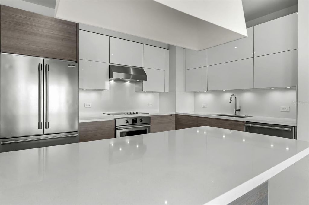 Image 6 of property listing at Atlantis 404 AVENIDA DE LA CONSTITUCIÓN 507, San Juan, PR 00901