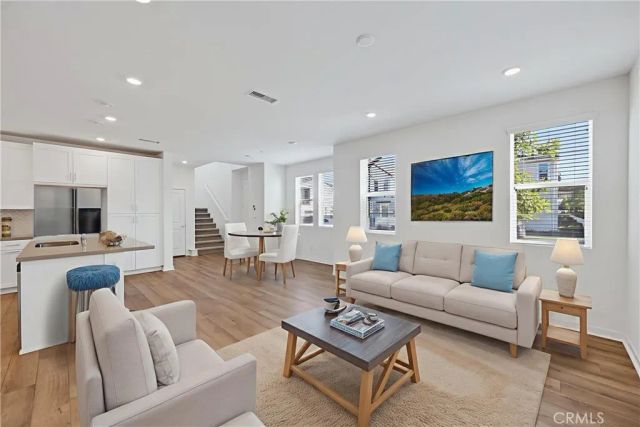 4044 Shada Ln, Corona, CA 92883