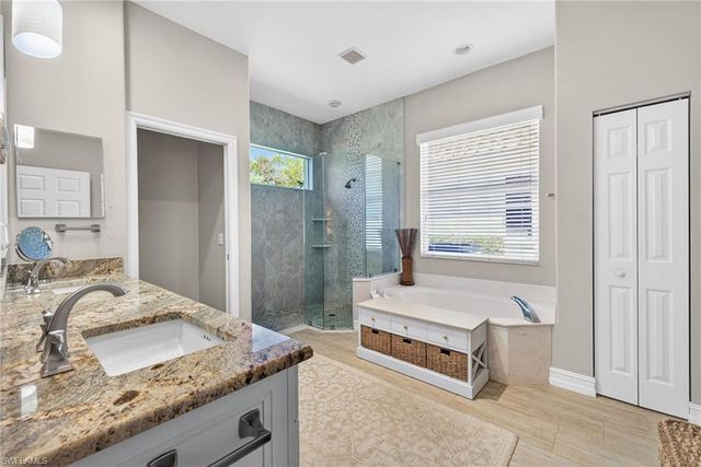 20854 Gleneagles Links DR, Estero, FL 33928