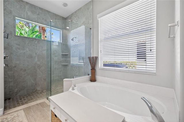 20854 Gleneagles Links DR, Estero, FL 33928