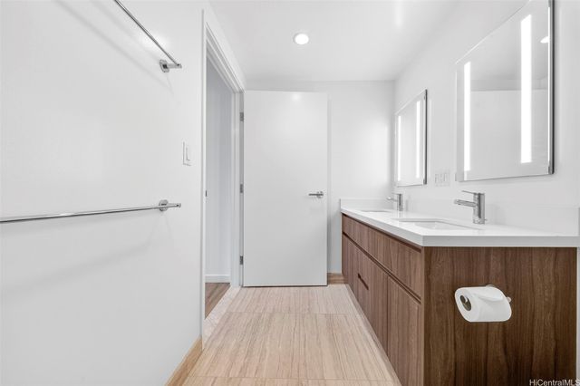 1500 Rycroft Street 4116R, Honolulu, HI 96814